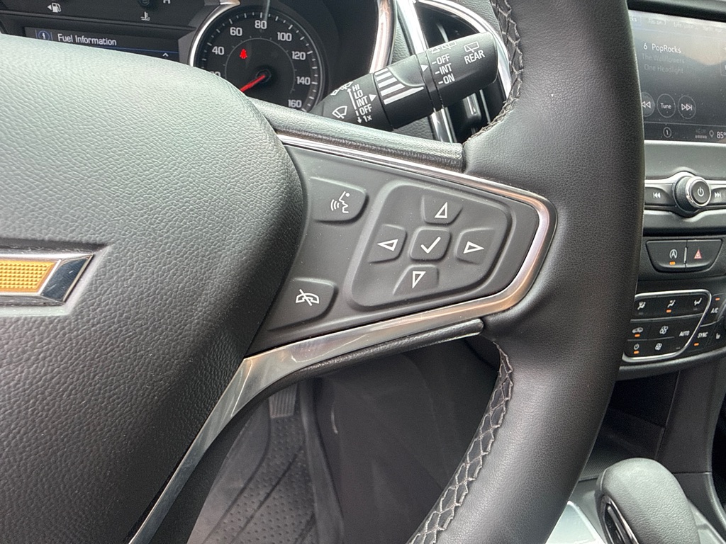 Photo 17 of this CHEVROLET EQUINOX