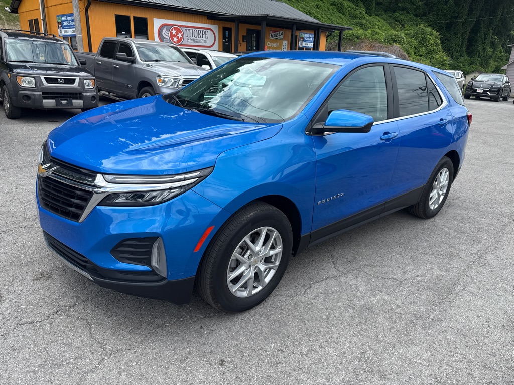 Photo 3 of this CHEVROLET EQUINOX