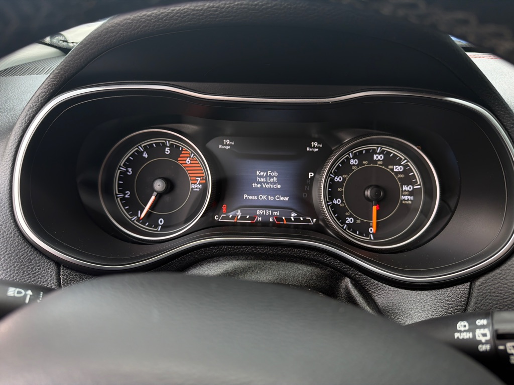 Photo 14 of this JEEP CHEROKEE