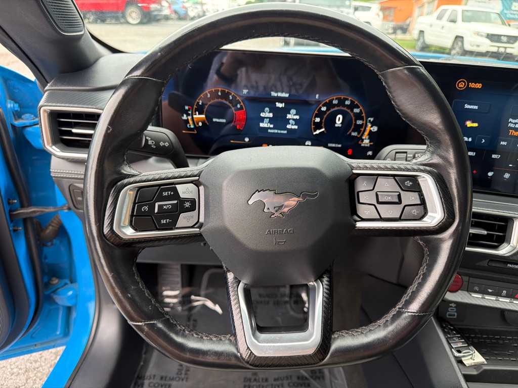Photo 14 of this FORD MUSTANG