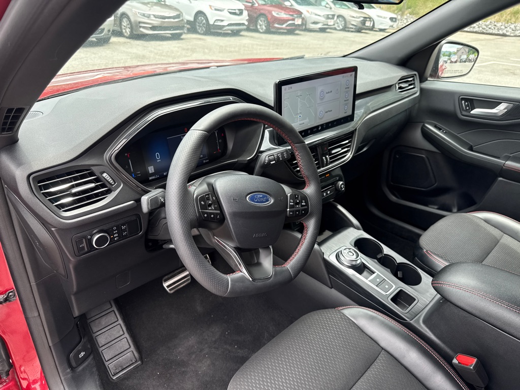 Photo 11 of this FORD ESCAPE