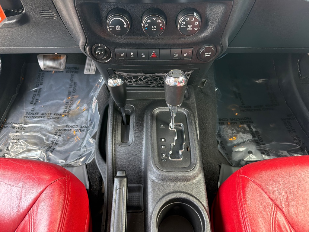Photo 21 of this JEEP WRANGLER UNLIMI