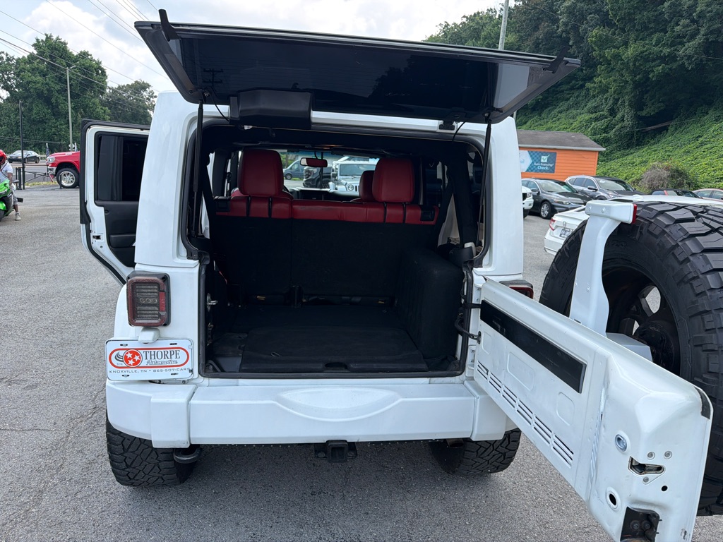 Photo 30 of this JEEP WRANGLER UNLIMI
