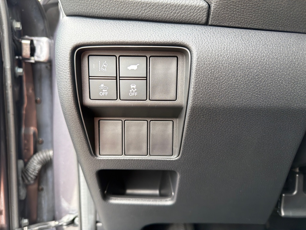 Photo 19 of this HONDA CR-V