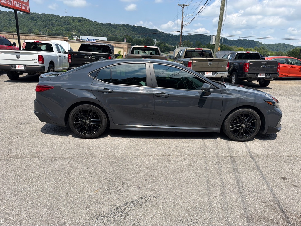 Photo 8 of this TOYOTA CAMRY