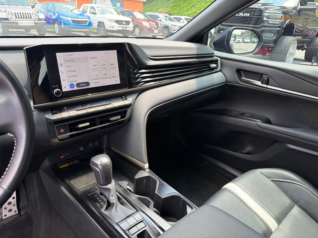 Photo 19 of this TOYOTA CAMRY