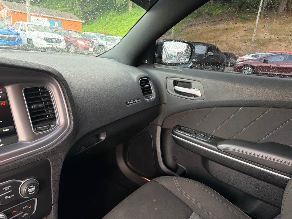 Photo 18 of this DODGE CHARGER