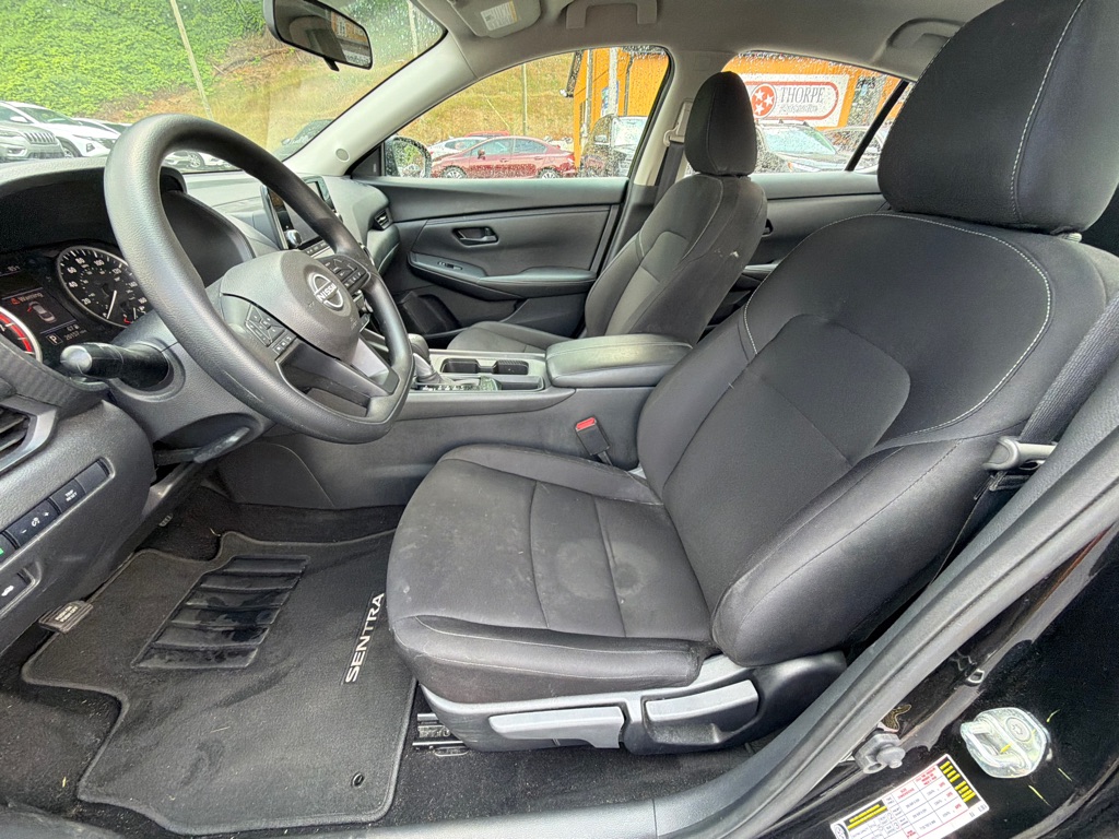Photo 20 of this NISSAN SENTRA