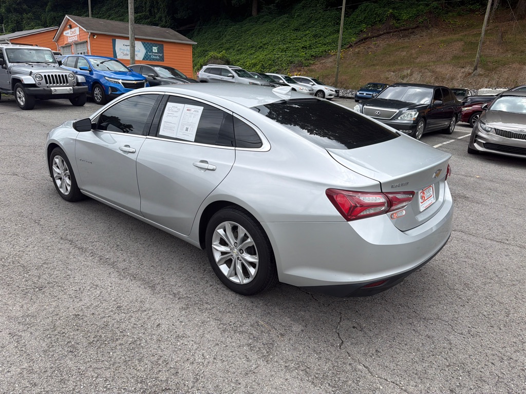 Photo 5 of this CHEVROLET MALIBU