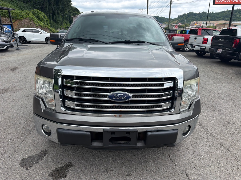 Photo 2 of this FORD F150