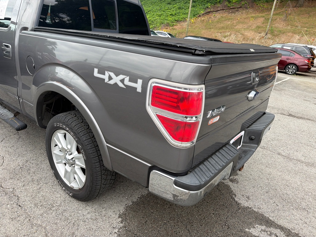 Photo 23 of this FORD F150