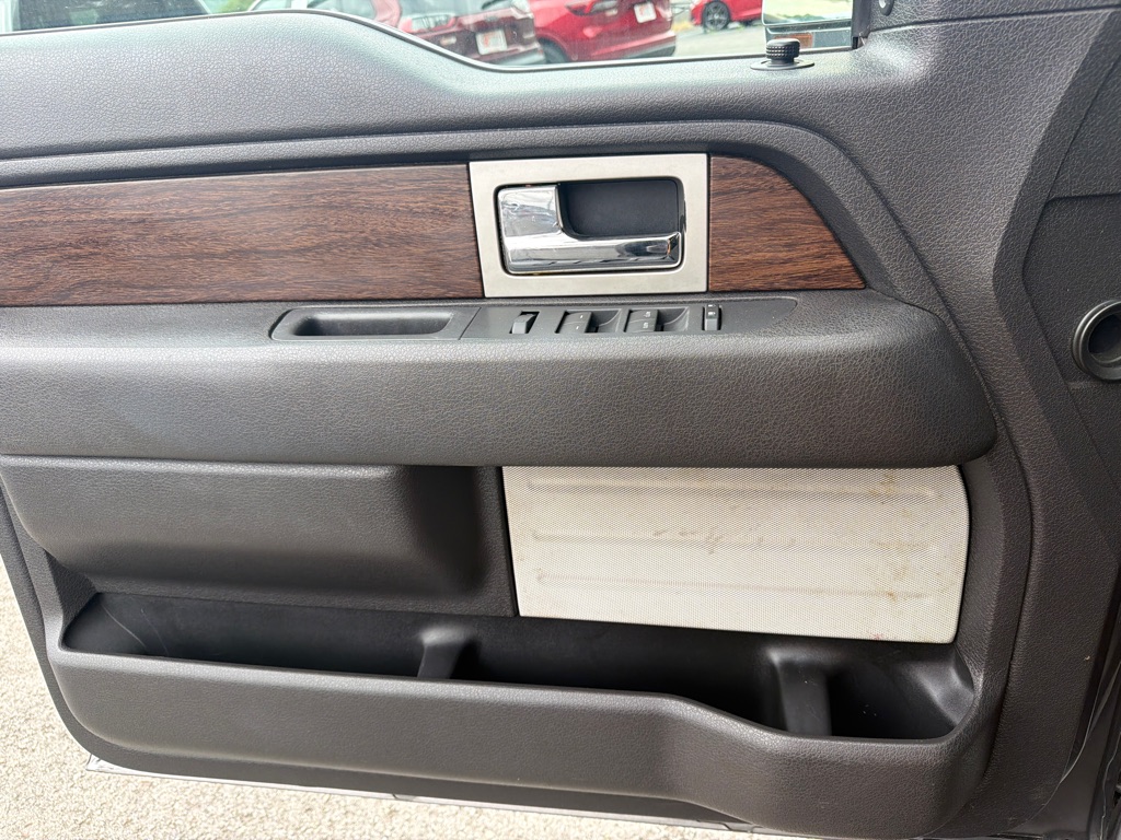 Photo 15 of this FORD F150