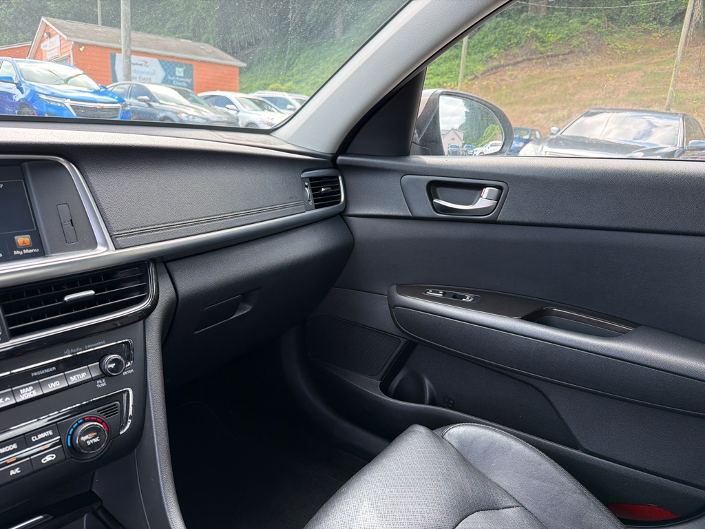 Photo 18 of this KIA OPTIMA