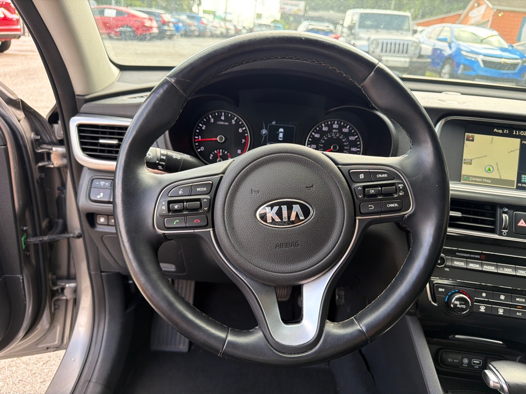 Photo 14 of this KIA OPTIMA