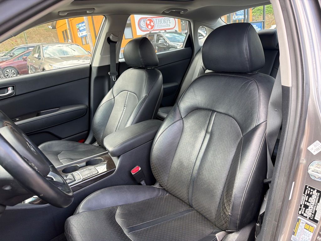 Photo 12 of this KIA OPTIMA