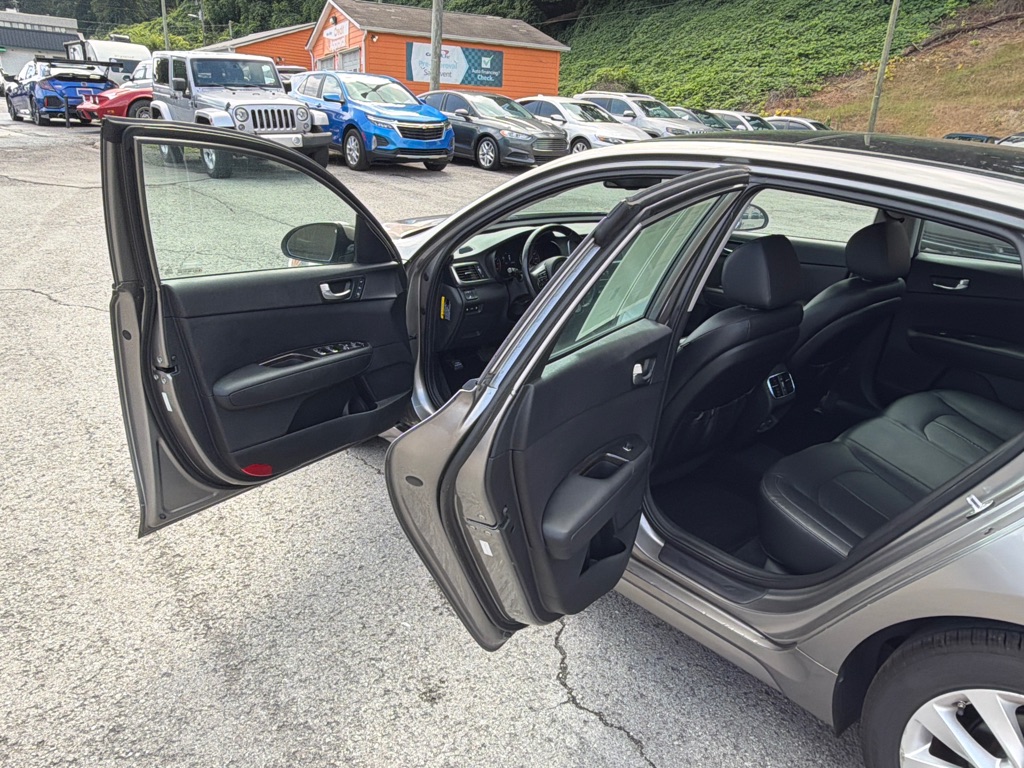 Photo 20 of this KIA OPTIMA