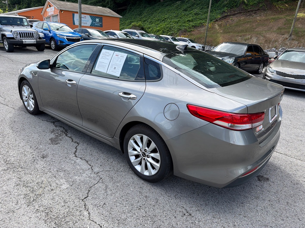 Photo 6 of this KIA OPTIMA