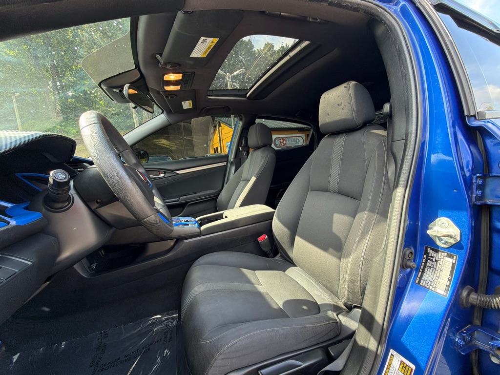 Photo 18 of this HONDA CIVIC