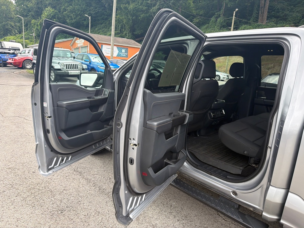Photo 21 of this FORD F150