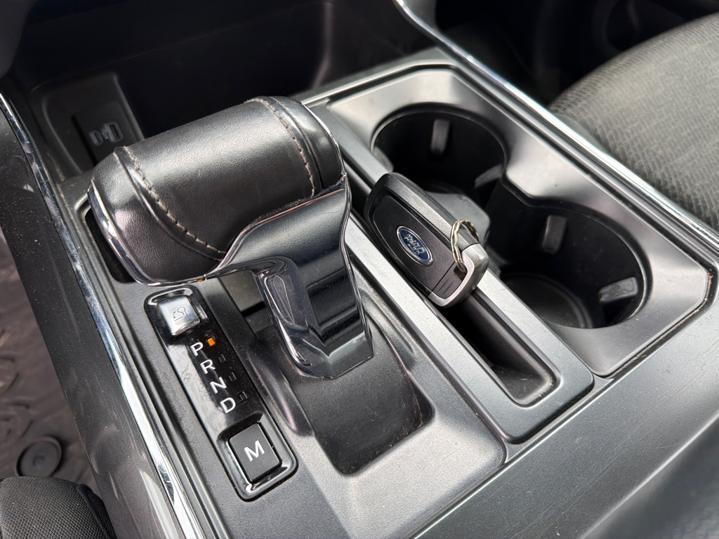 Photo 17 of this FORD F150