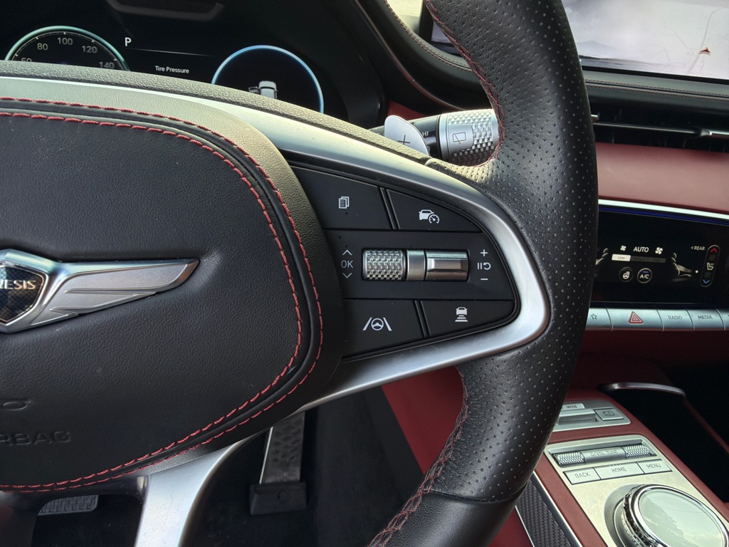 Photo 16 of this GENESIS GV70
