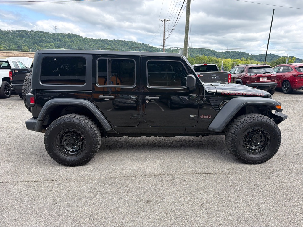 Photo 8 of this JEEP WRANGLER UNLIMI