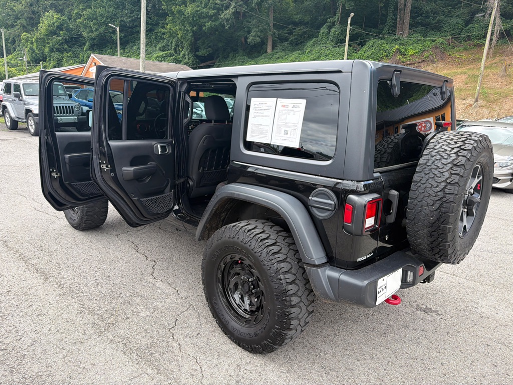 Photo 24 of this JEEP WRANGLER UNLIMI