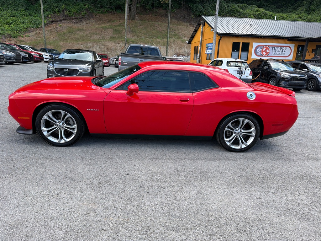 Photo 4 of this DODGE CHALLENGER