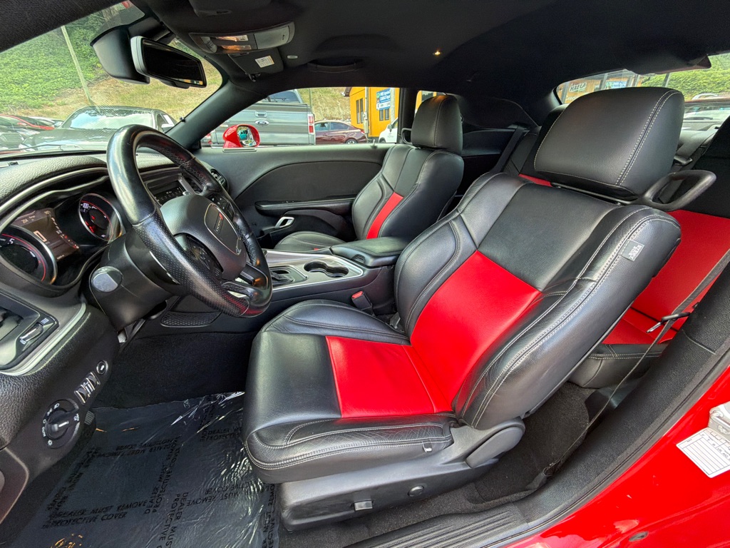 Photo 21 of this DODGE CHALLENGER