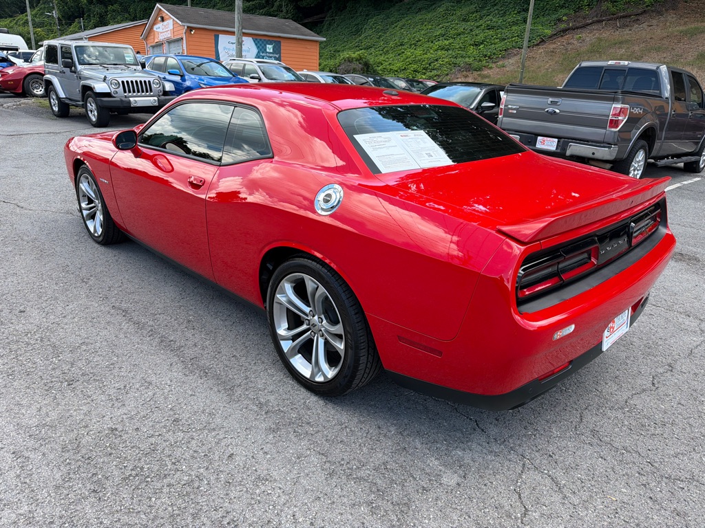 Photo 5 of this DODGE CHALLENGER