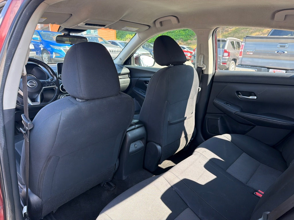 Photo 23 of this NISSAN SENTRA