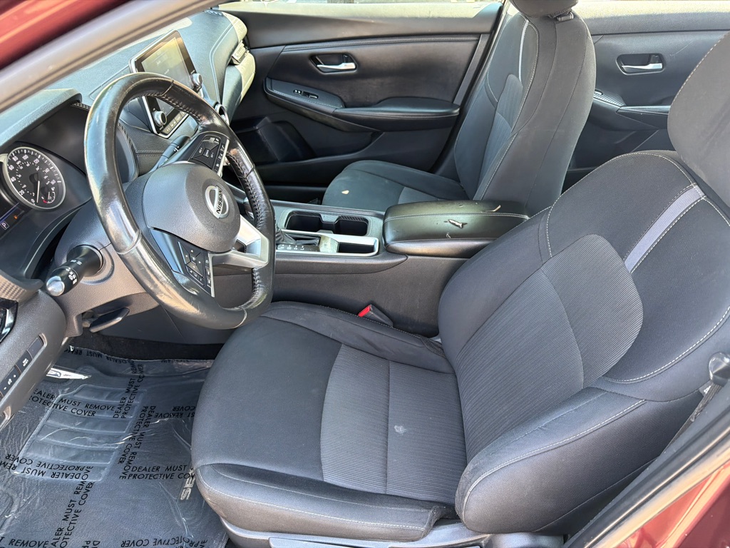 Photo 12 of this NISSAN SENTRA