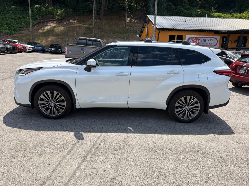 Photo 4 of this TOYOTA HIGHLANDER