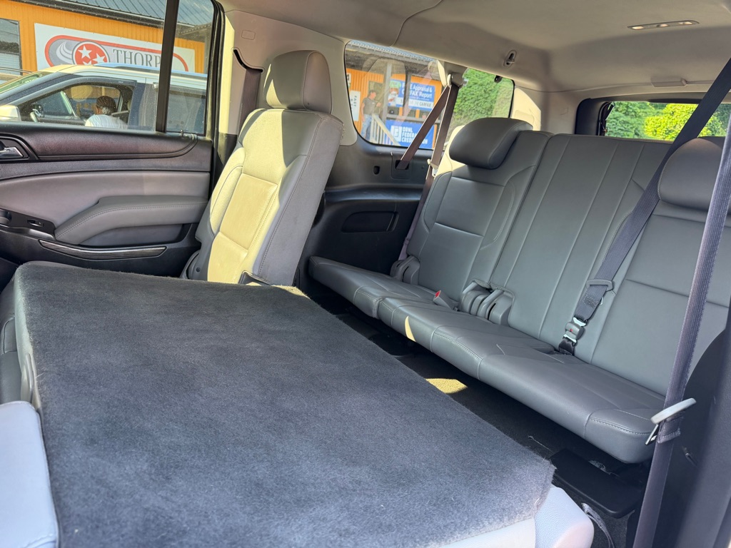 Photo 13 of this CHEVROLET SUBURBAN