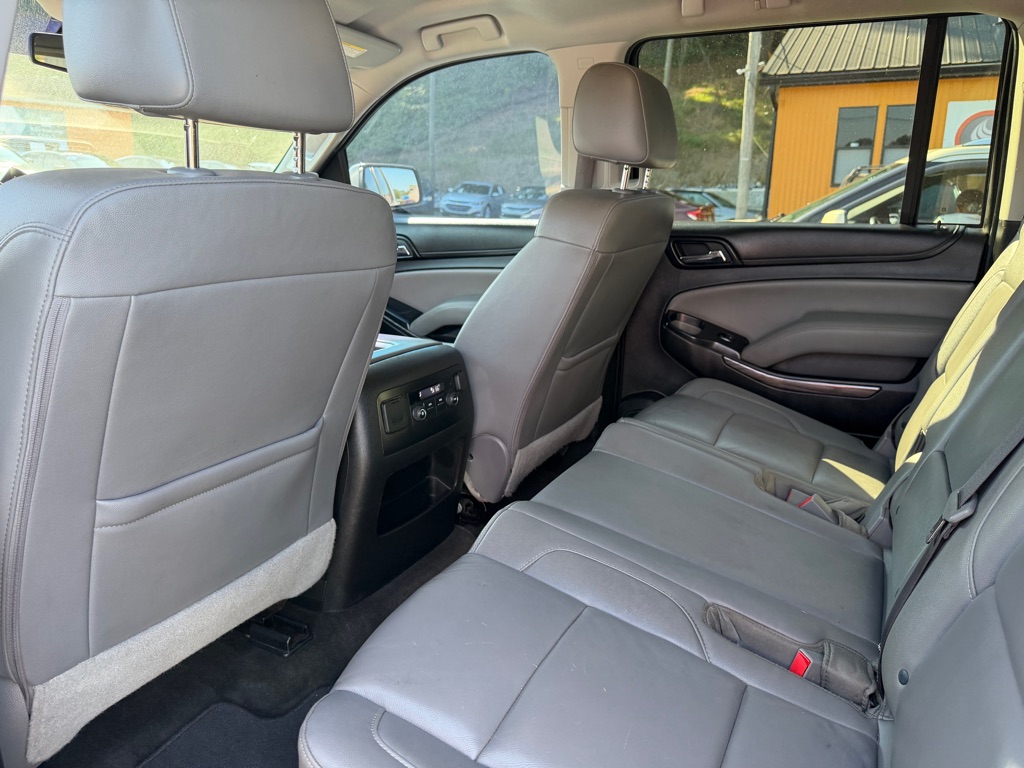 Photo 11 of this CHEVROLET SUBURBAN