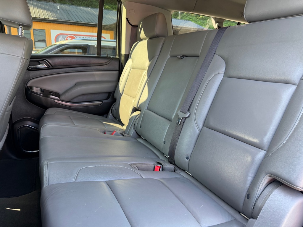 Photo 12 of this CHEVROLET SUBURBAN