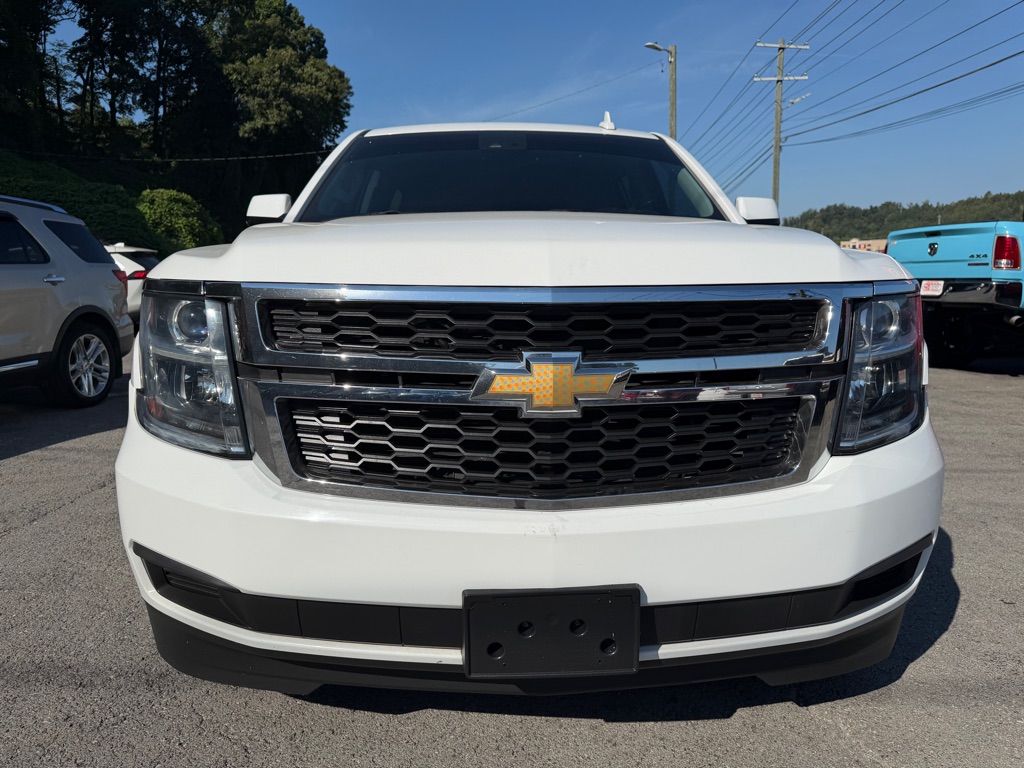 Photo 2 of this CHEVROLET SUBURBAN