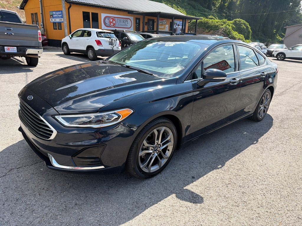 Photo 3 of this FORD FUSION
