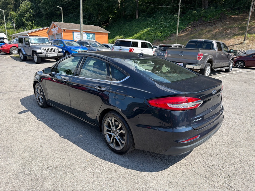 Photo 5 of this FORD FUSION