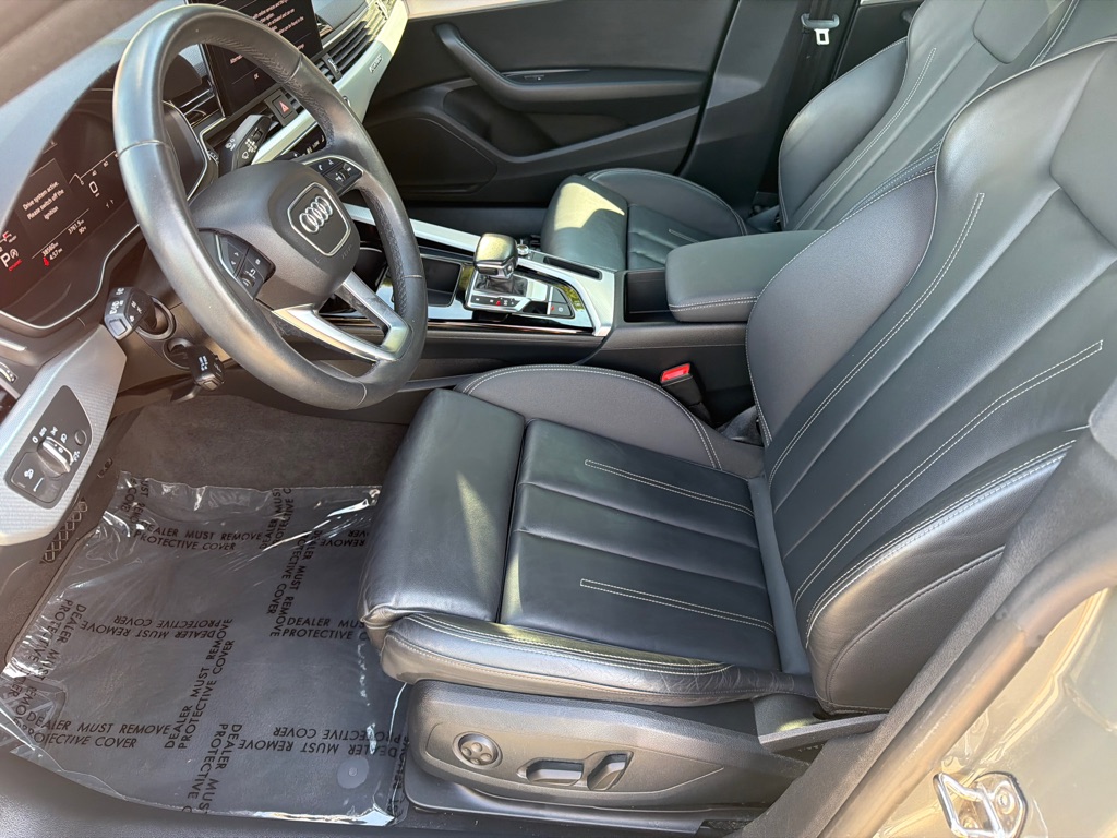 Photo 12 of this AUDI A5