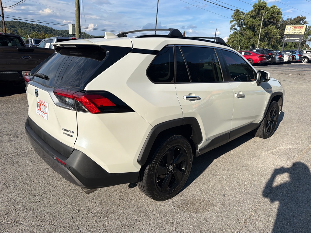 Photo 7 of this TOYOTA RAV4