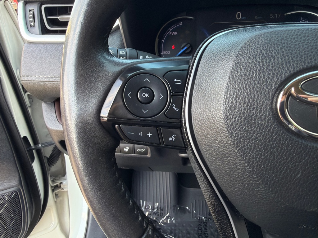 Photo 15 of this TOYOTA RAV4