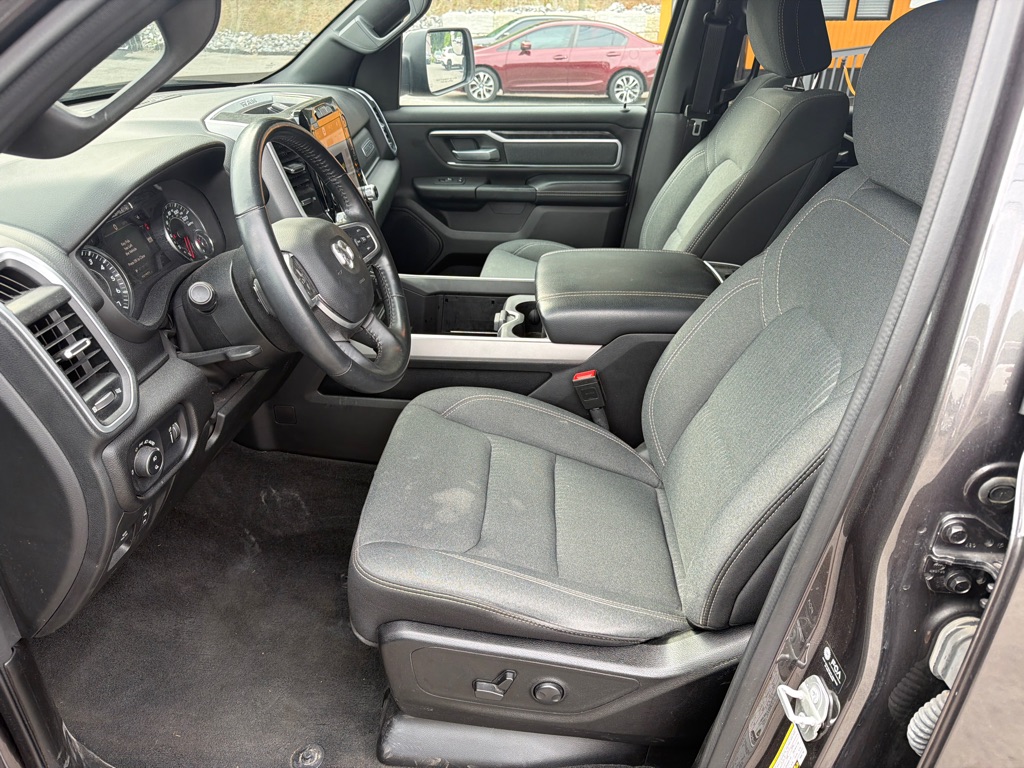 Photo 12 of this RAM 1500