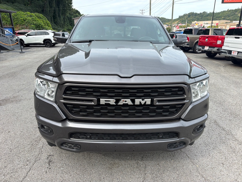 Photo 2 of this RAM 1500