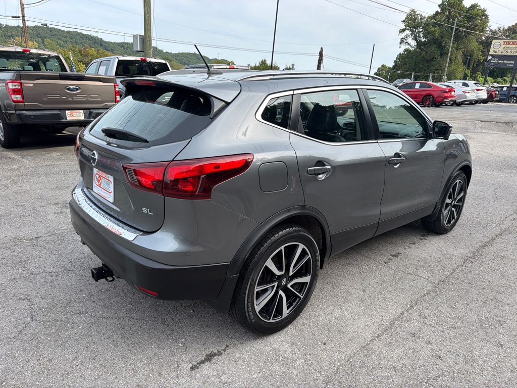 Photo 7 of this NISSAN ROGUE SPORT