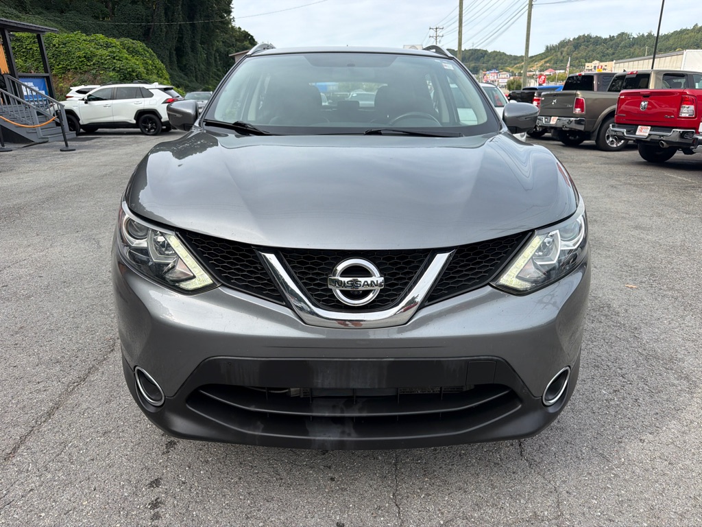 Photo 2 of this NISSAN ROGUE SPORT