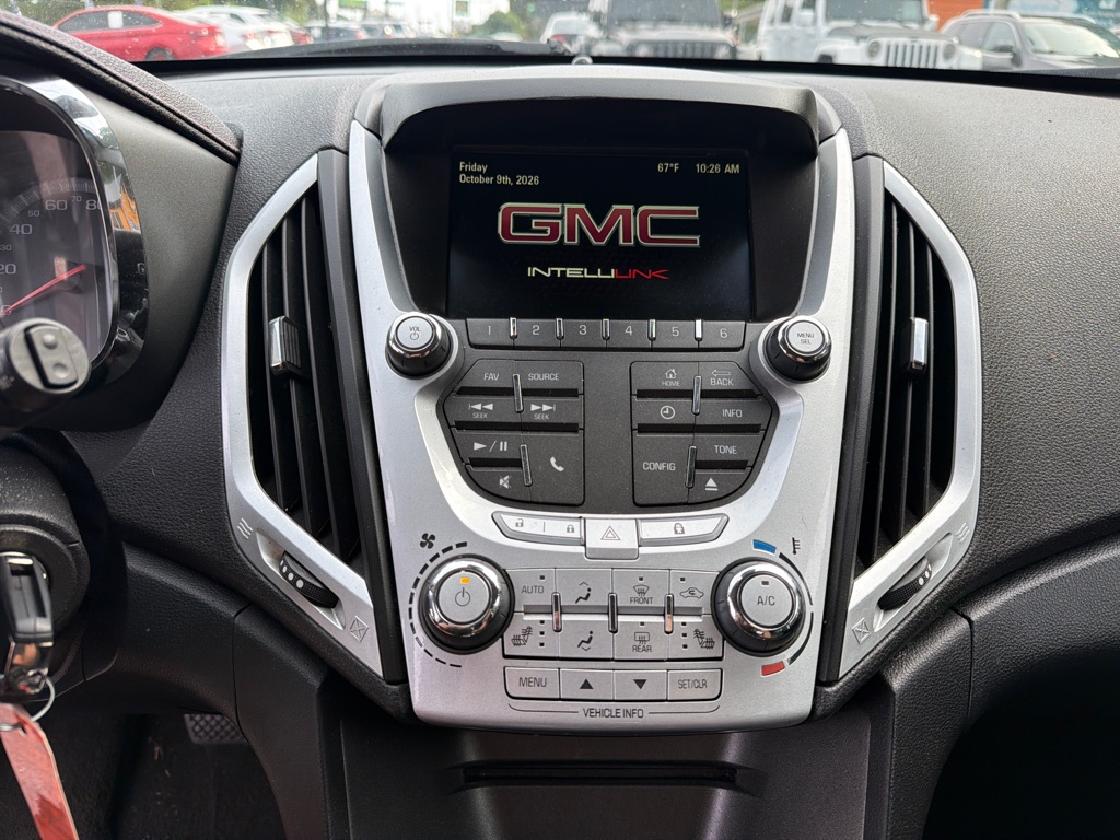 Photo 17 of this GMC TERRAIN