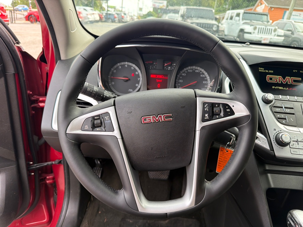 Photo 13 of this GMC TERRAIN