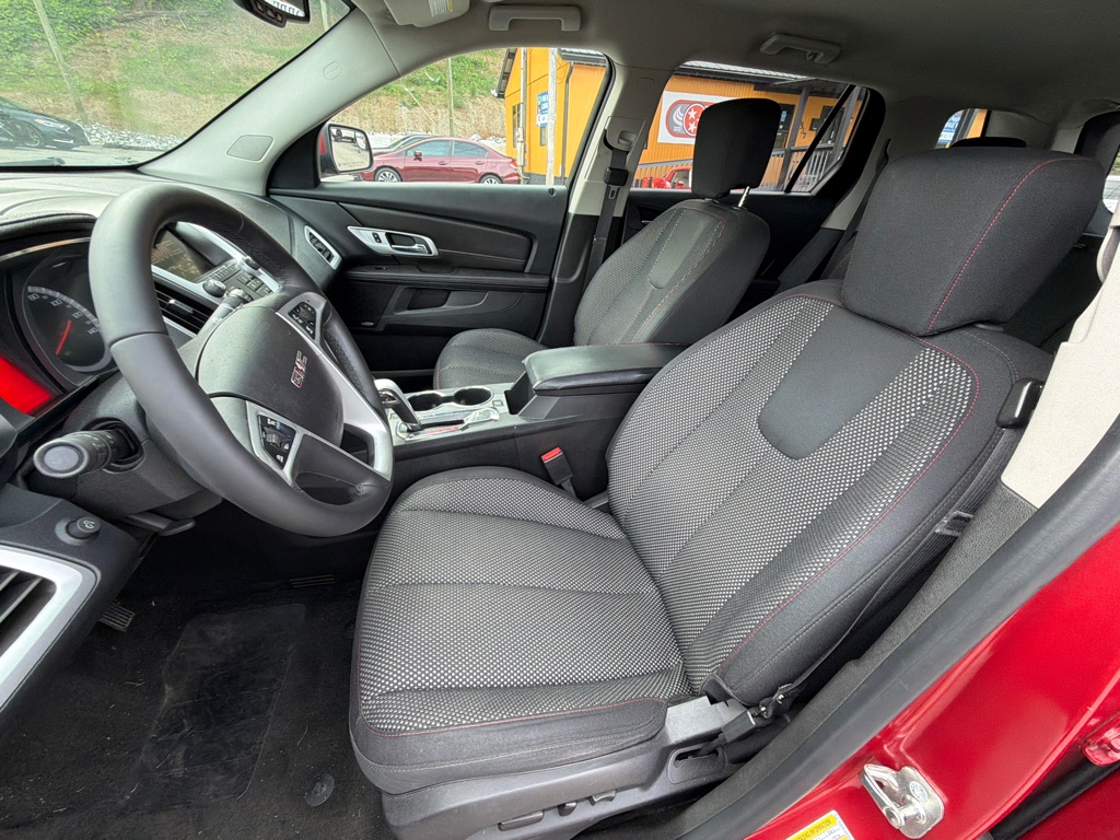 Photo 21 of this GMC TERRAIN
