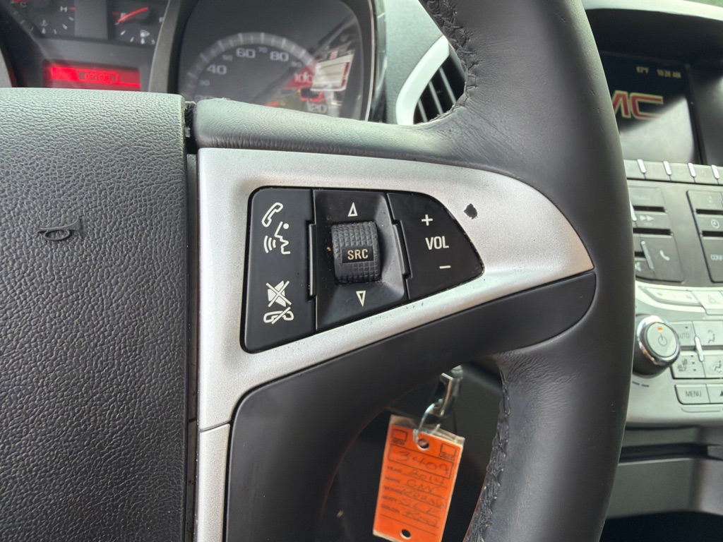 Photo 16 of this GMC TERRAIN
